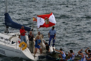 Os do Tirán coa Bandeira de Vigo, que gañaron a pasada fin de semana